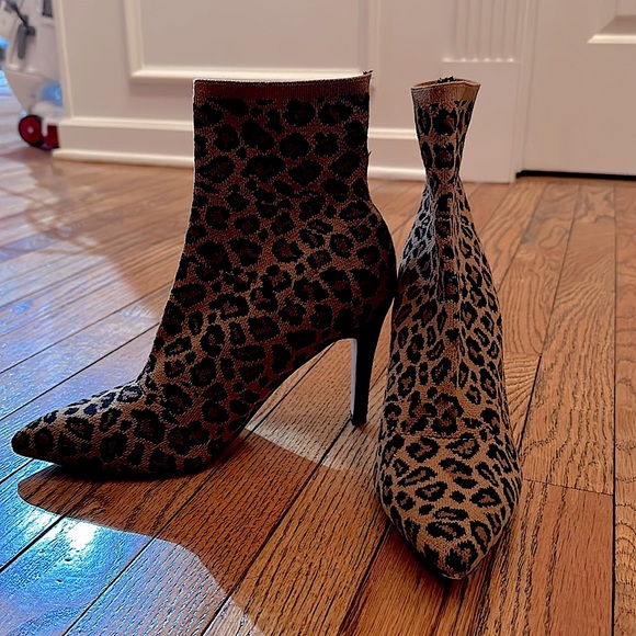 ***NEVER WORN***MIA Leopard print booties, size 7.5 M, excellent condition! - Picture 3 of 8